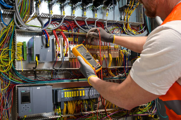 Best Licensed Electrician  in Floresville, TX